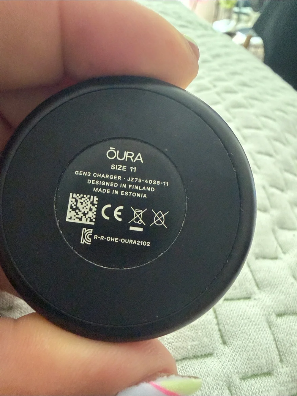 Oura Ring Gen 3 – Size 11 + Charger